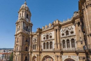Malaga Private Tour: Alcazaba, Market, Catedral & Picasso