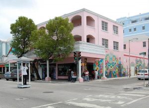 Dilly Dally Walking Tour of Nassau Attractions